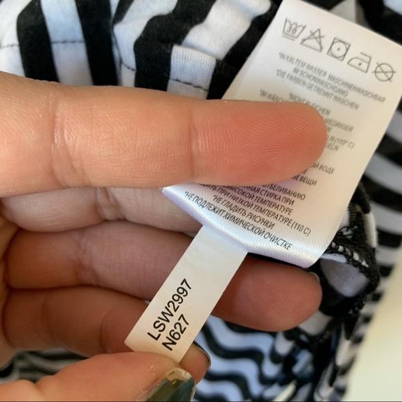 Lole Jules Dress Tunic Black & White Stripes Short Sleeve Size Medium - Picture 6 of 9